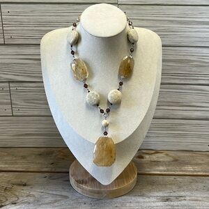 Princess House Ivory Stone & Bead Necklace